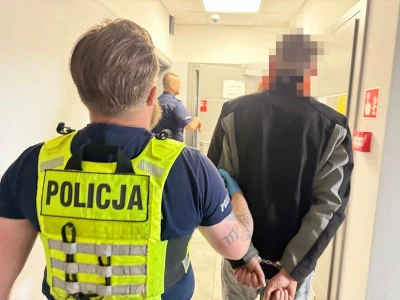 Czujność  druha doprowadziła do ujawnienia kierowcy, który zagrażał innym. Pasażer też miał kłopoty