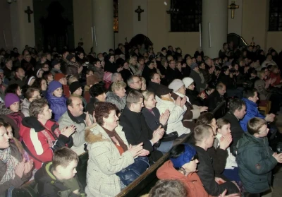 Koncert Eleni z chórem migowym. Rok 2012 fot. Leszek Spigarski