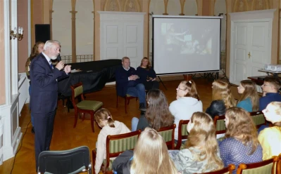 Twórcy filmu "Kamerdyner" w Muzeum PiMKP w Wejherowie, 16.11.2017, fot. Leszek Spigarski