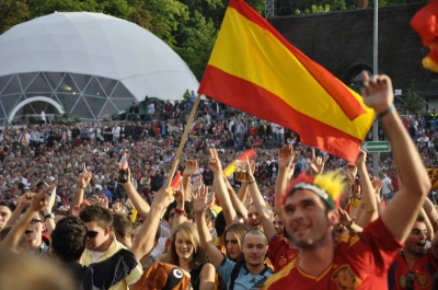 Mecz Hiszpania-Włochy. Tłumy w Fan Zone