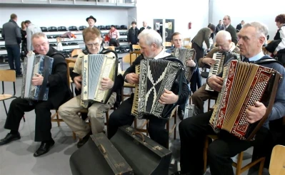 DJK Bojano 2016. Rekord Polski w jednoczesnej grze na akordeonach pobity - fot. Leszek Spigarski
