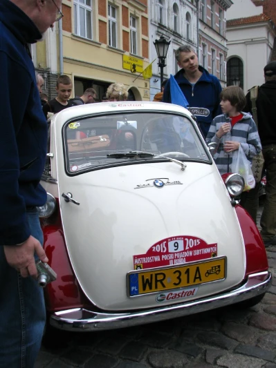 III Runda Mistrzostw Polski Pojazdów Zabytkowych 2015 fot. Leszek Spigarski