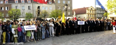 Wspomnienie XIX Ogólnopolskiego Festiwalu Pieśni o Morzu - Wejherowo 2006 - fot. Leszek Spigarski