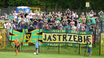 Gryf Wejherowo pokonany na własnym boisku.Fot. Leszek Spigarski.