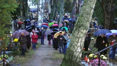 Dzień Zaduszny. Msza święta na starym cmentarzu – fot. Leszek Spigarski