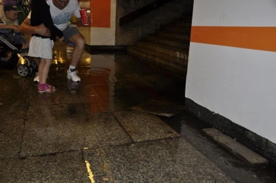 Gdańsk Główny: Tunel zalany po ulewie