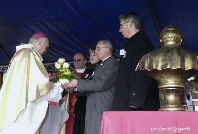 Rocznica nadania imienia Jana Pawła II Samorządowemu Gimnazjum w Bolszewie