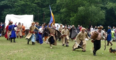 Rekonstrukcja historyczna 2017. Bitwa o taborowy wóz kupiecki - fot. Leszek Spigarski