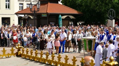 Boże Ciało 2017. Uroczystośc w parafii pw. Trójcy Świętej w Wejherowie. Fot. Leszek Spigarski