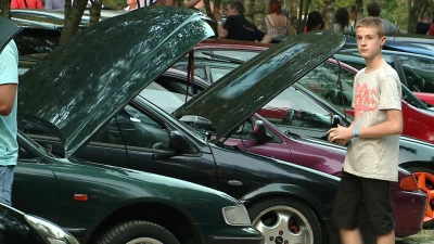 Fani motoryzacji spotkali się w Bieszkowicach
