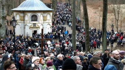 Kaszubska Droga Krzyżowa 2016 na Kalwarii Wejherowskiej fot. Leszek Spigarski
