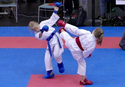 Międzynarodowe zawody karate w Bolszewie - fot. Leszek Spigarski