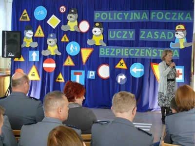 Gdynia: Rozpoczęcie policyjnego programu dla pierwszoklasistów
