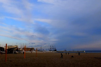 Listopadowe popołudnie na gdyńskiej plaży