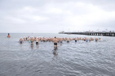 Sopot: Pływali dookoła mola
