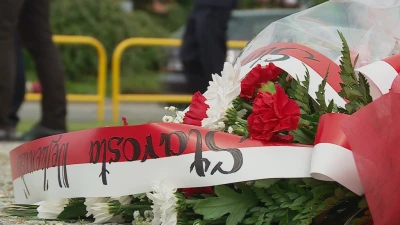 Uroczyste złożenie kwiatów pod pomnikiem Żołnierzy Armii Krajowej