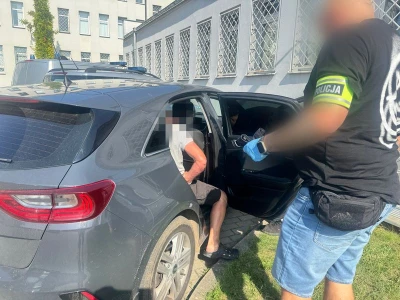 Bili go i kopali, a następnie zabrali mu telefon