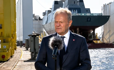 Chrzest ORP 'Wicher'. Tusk: 'Potencjalny napastnik zastanowi się wiele razy zanim podejmie wrogie działania'