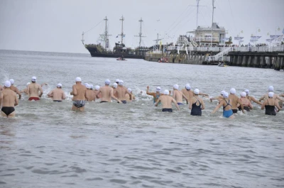 Sopot: Pływali dookoła mola