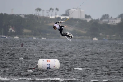 Puchar i Mistrzostwa Polski w kitesurfingu i wingfoilu w Pucku