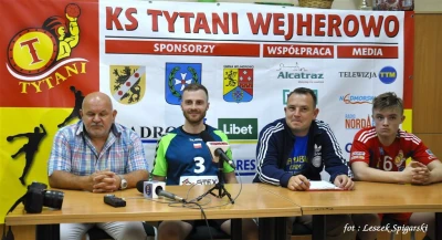 Zwycięstwo Tytanów 34:28 na otwarcie sezonu - fot. Leszek Spigarski