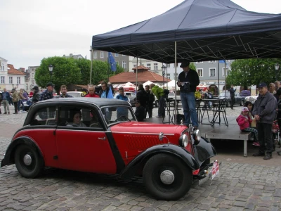 III Runda Mistrzostw Polski Pojazdów Zabytkowych 2015 fot. Leszek Spigarski