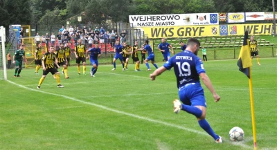 Gryf Wejherowo vs Kotwica Kołobrzeg (fot. Leszek Spigarski)