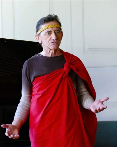 Spektakl Od przedszkola do seniora w wykonaniu teatru Srebrna Nitka fot. Leszek Spigarski