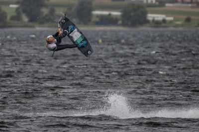 Puchar i Mistrzostwa Polski w kitesurfingu i wingfoilu w Pucku