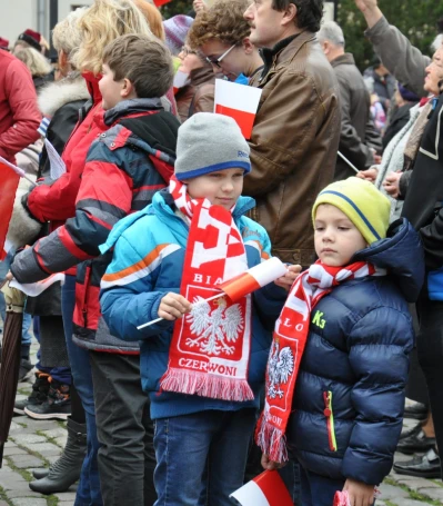 Biało-czerwona parada niepodległościowa w Wejherowie