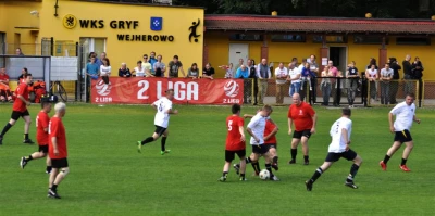 Księża i samorządowcy - mecz na Wzgórzu Wolności, fot. Leszek Spigarski