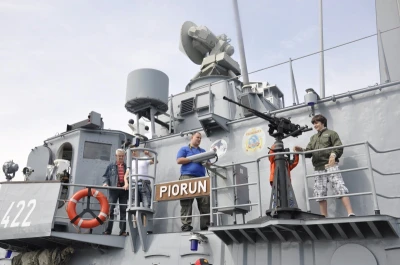 Tłumy zwiedzających na ORP Piorun