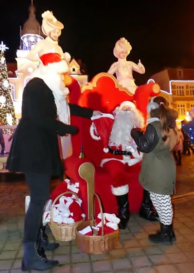 Ruszył Jarmark Bożonarodzeniowy Wejherowo 2017 – fot. Leszek Spigarski