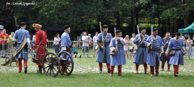 Rekonstrukcja historyczna 2016. Atak na taborowy wóz kupiecki fot. Leszek Spigarski