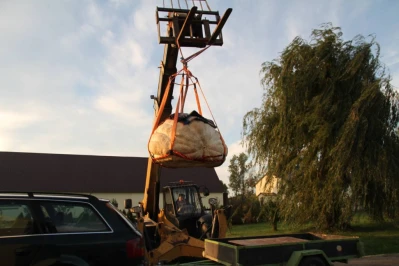Ma prawie pół tony! Rekordowo duża dynia w Łebczu (fot. 24kaszuby)