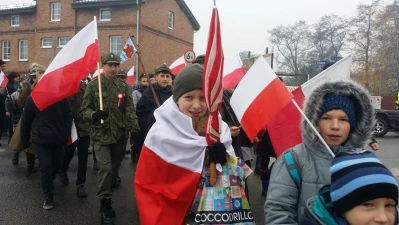 Marsz Niepodległościowy gminy Wejherowo 2016 - fot. Daniel Zaputowicz