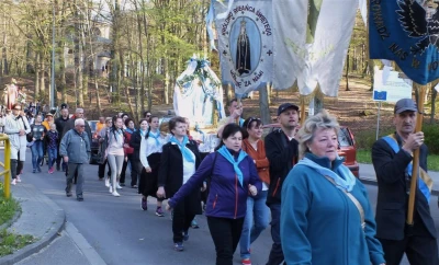 Pielgrzymi z Kościerzyny, Przodkowa, Żukowa i Grzybna dotarli do Wejherowa fot. Leszek Spigarski