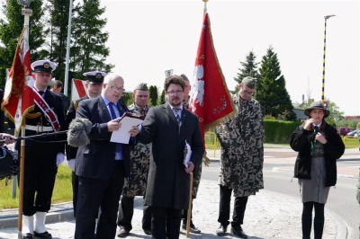 Rondo Tajnej Organizacji Wojskowej Gryf Pomorski – uroczyste otwarcie – fot. Leszek Spigarski