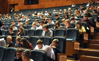 Wejherowo: Napisali Wielki test języka angielskiego! (fot. Leszek Spigarski)
