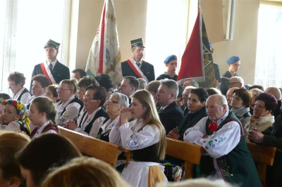 Luzino – 15-lecie parafii Matki Bożej Różańcowej, poświęcenie dzwonów – fot. Leszek Spigarski