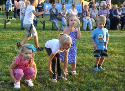 Dzień Sąsiada - piknik rodzinny na Osiedlu Sucharskiego (fot. Leszek Spigarski)