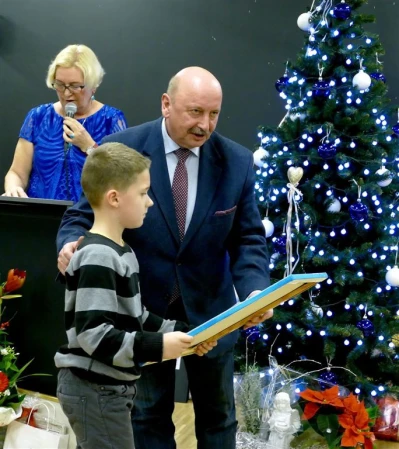 Dyrektor biblioteki w Bolszewie przechodzi na emeryturę (fot. Leszek Spigarski)