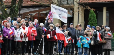 Biało-czerwona parada niepodległościowa w Wejherowie