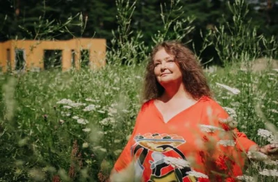 Anna Dymna zbiera na kolejny domek w Lubiatowie. „Ile nowych łez szczęścia by tam popłynęło…”
