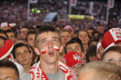 Tłumy w gdańskiej Strefie Kibica