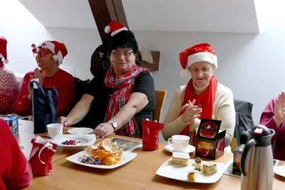 Turystyczne Mikołajki i Dzień Wolontariusza 2017 w WUTW YMCA, fot. Leszek Spigarski