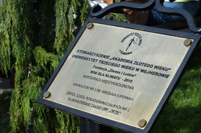 Odkrywali ciekawostki wejherowskiego parku (fot. Leszek Spigarski)