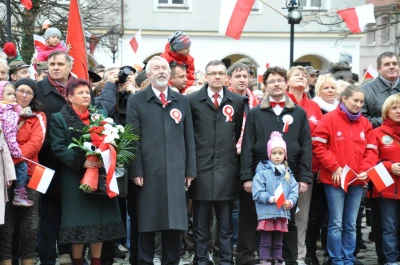 Biało-czerwona parada niepodległościowa w Wejherowie