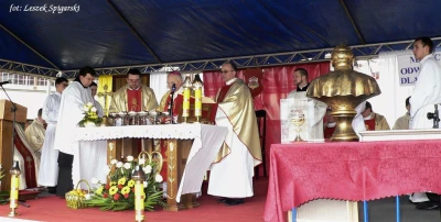 Rocznica nadania imienia Jana Pawła II Samorządowemu Gimnazjum w Bolszewie
