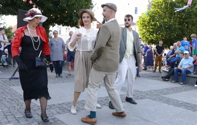 Teatr Pijana Sypialnia na placu Jakuba Wejhera